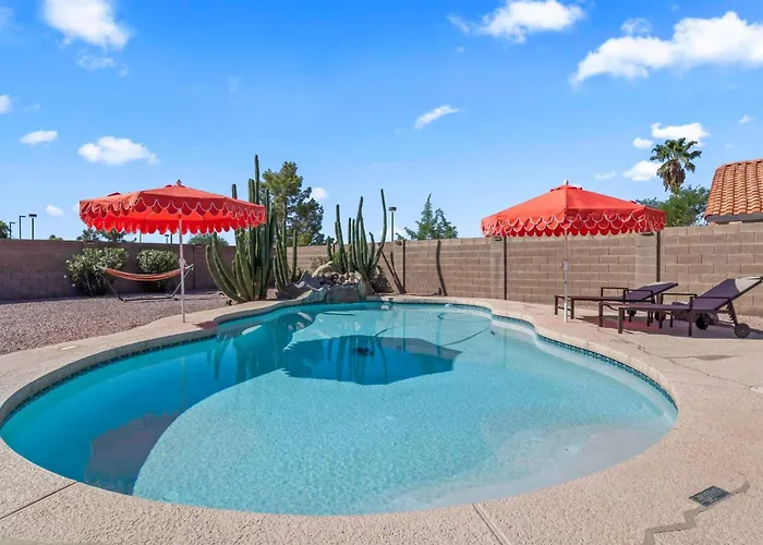 Heated Pool, Hot Tub, Games & More! Holiday home Mesa