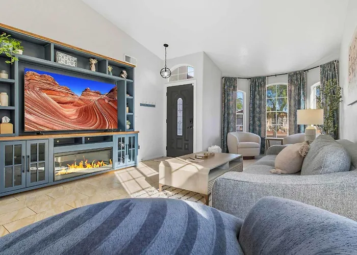 Heated Pool, Hot Tub, Games & More! *