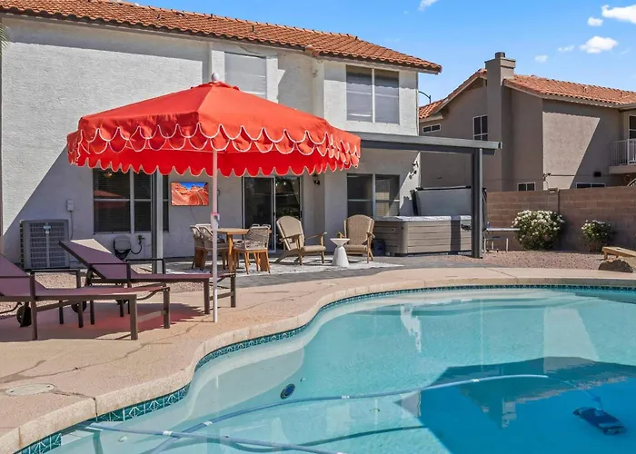 Holiday home Heated Pool, Hot Tub, Games & More! Mesa