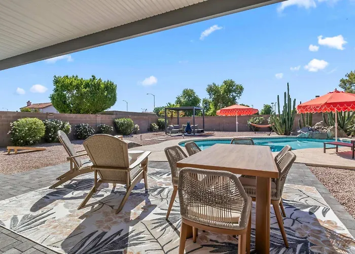 Heated Pool, Hot Tub, Games & More!