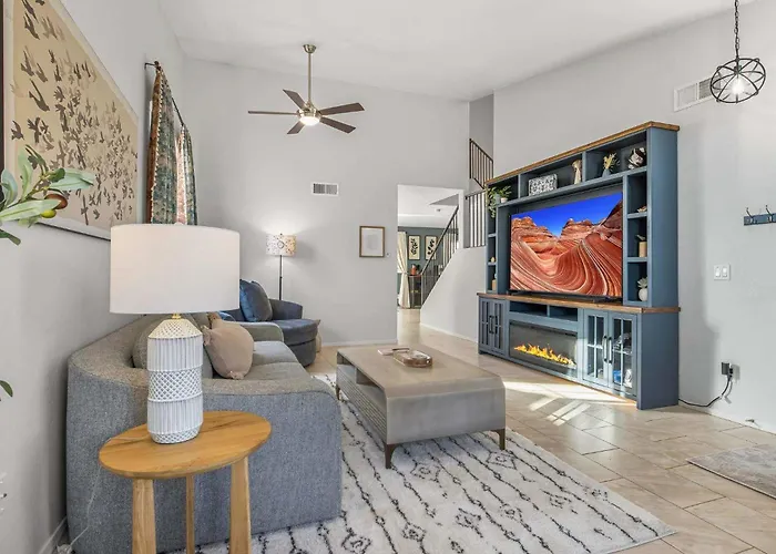 Holiday home Heated Pool, Hot Tub, Games & More! Mesa