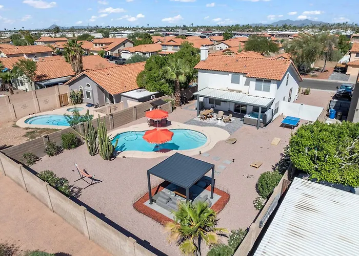 Heated Pool, Hot Tub, Games & More! *