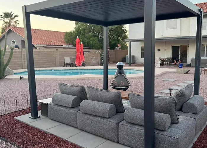 Heated Pool, Hot Tub, Games & More! Holiday home Mesa